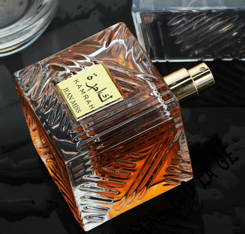 Perfume Unisex aroma Woody